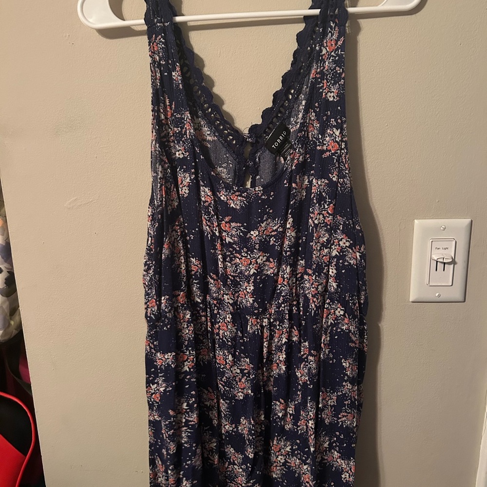 Baby Doll Style Sleeveless Top